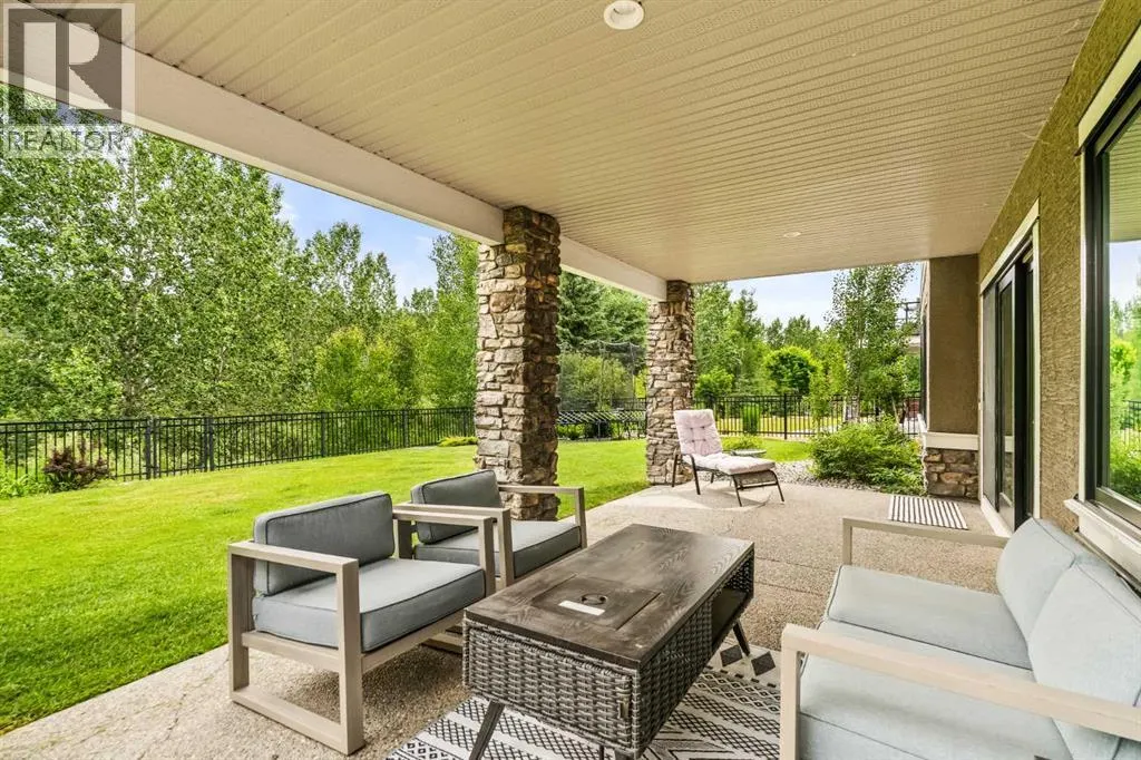 100 Cranbrook Heights SE