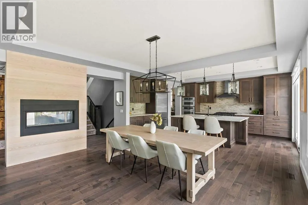 100 Cranbrook Heights SE