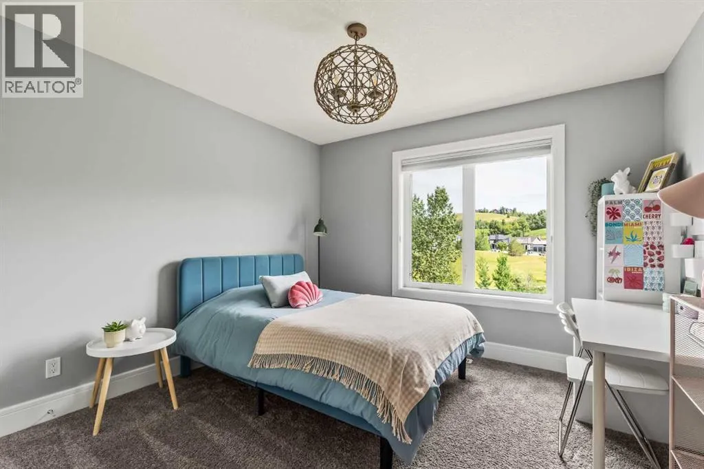 100 Cranbrook Heights SE