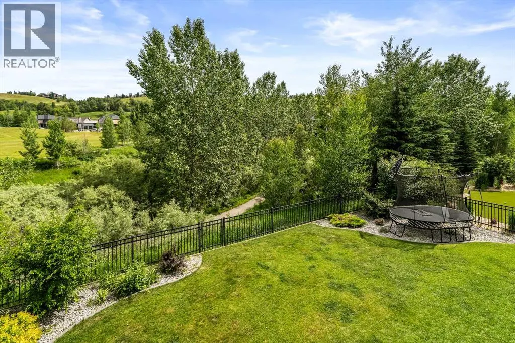 100 Cranbrook Heights SE