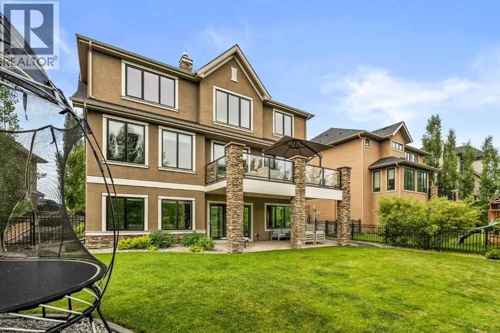 100 Cranbrook Heights SE