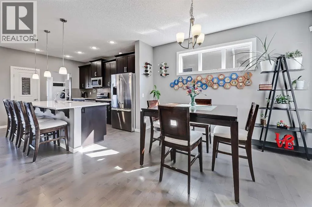296 Marquis Heights SE