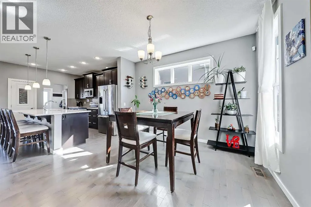 296 Marquis Heights SE