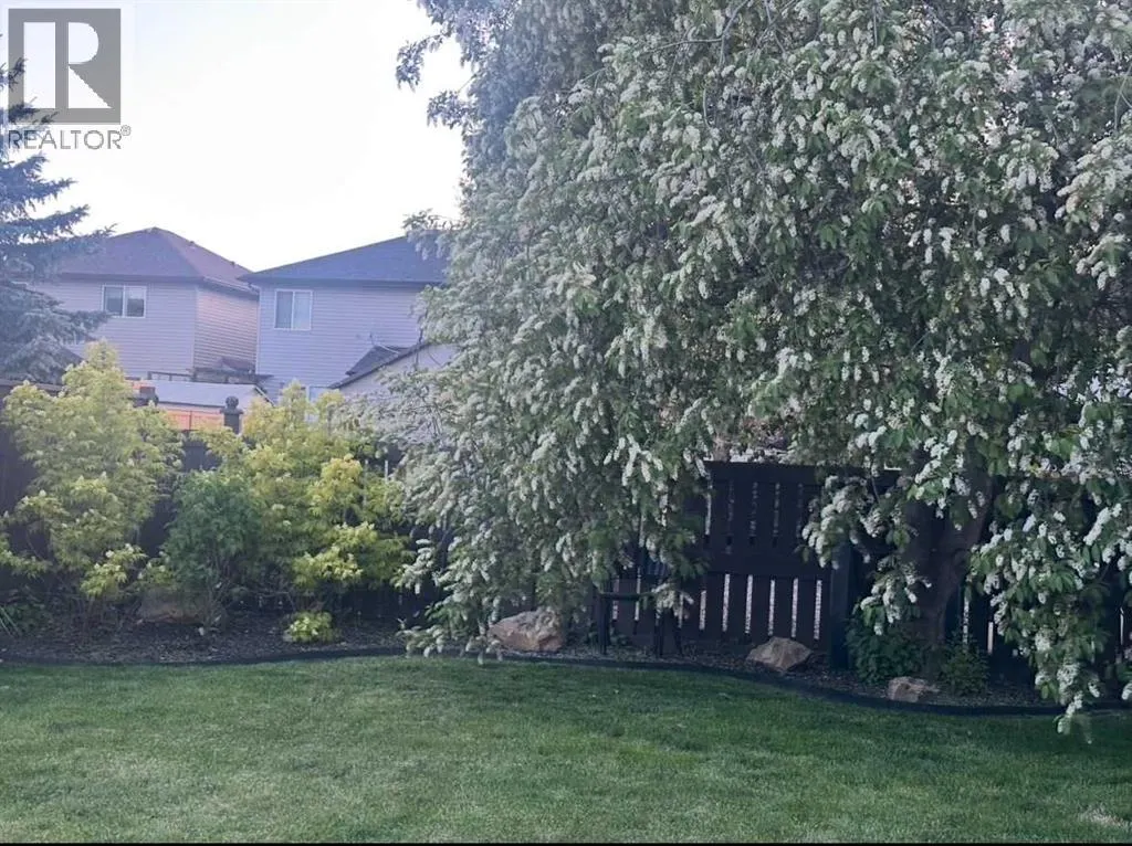 47 Springs Crescent SE