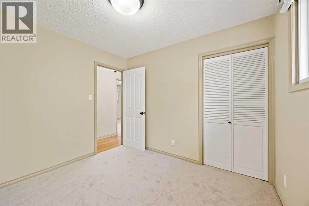108 Jensen Drive NE