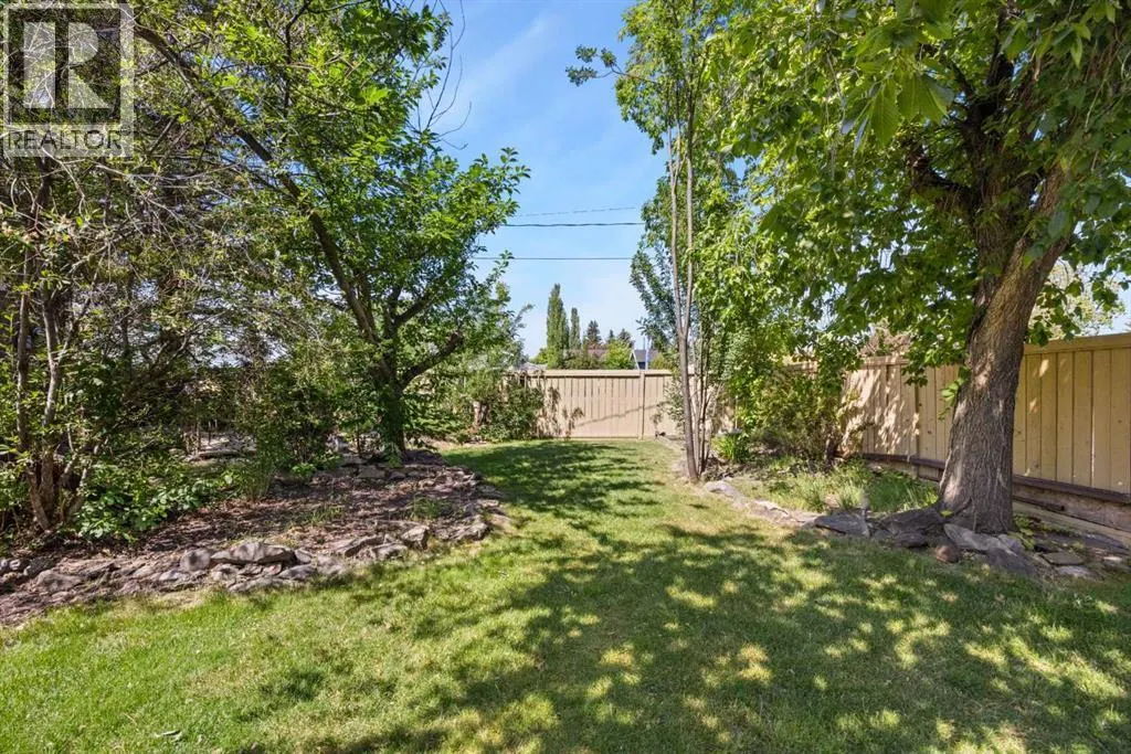 108 Jensen Drive NE