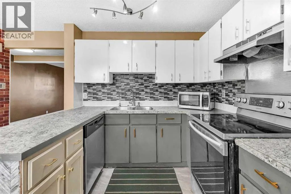32 Erin Mount Crescent SE