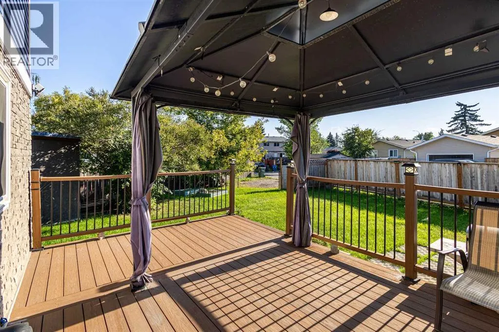 32 Erin Mount Crescent SE