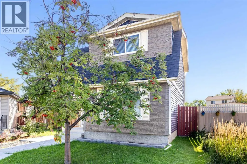 32 Erin Mount Crescent SE