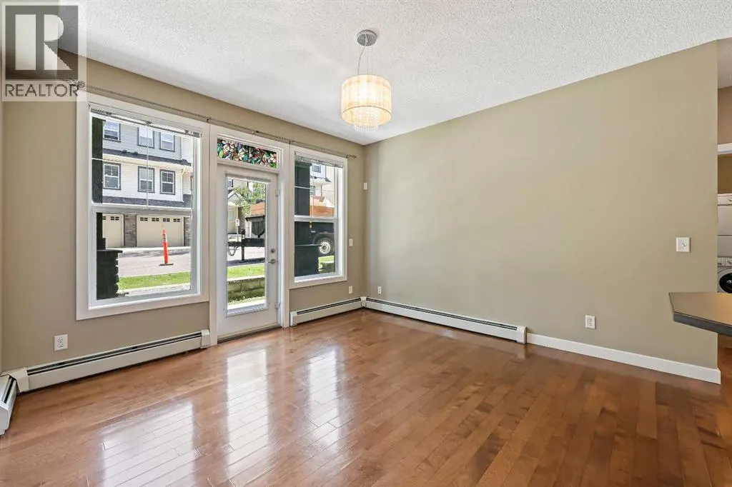 102, 48 Panatella Road NW