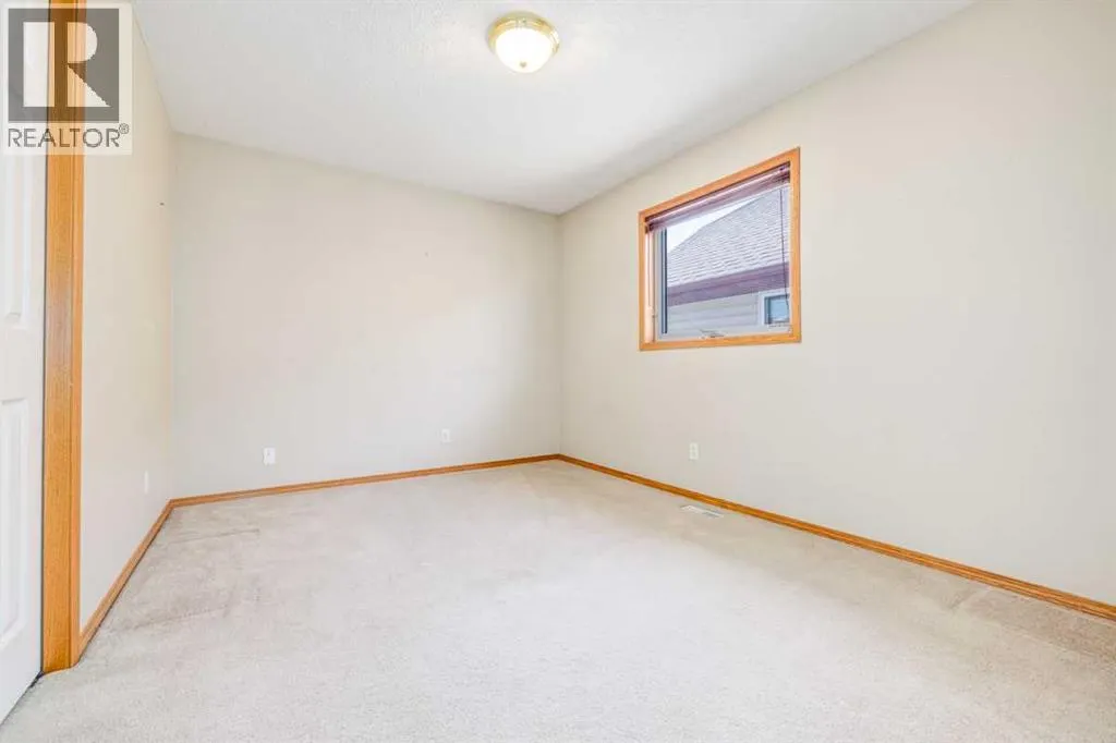 19 Erin Grove SE