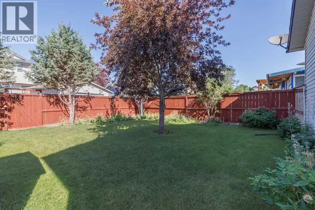 19 Erin Grove SE