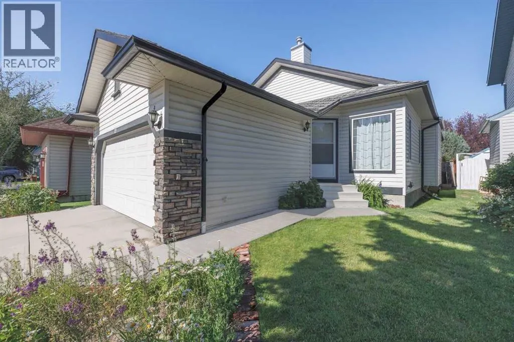 19 Erin Grove SE