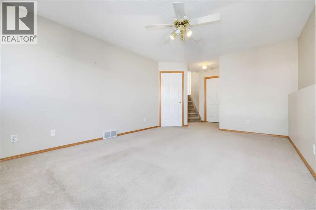 19 Erin Grove SE