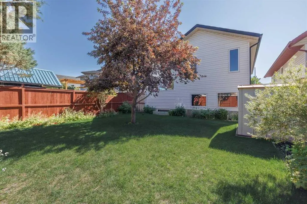 19 Erin Grove SE