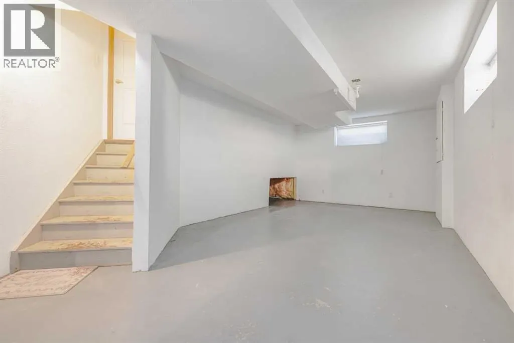 19 Erin Grove SE