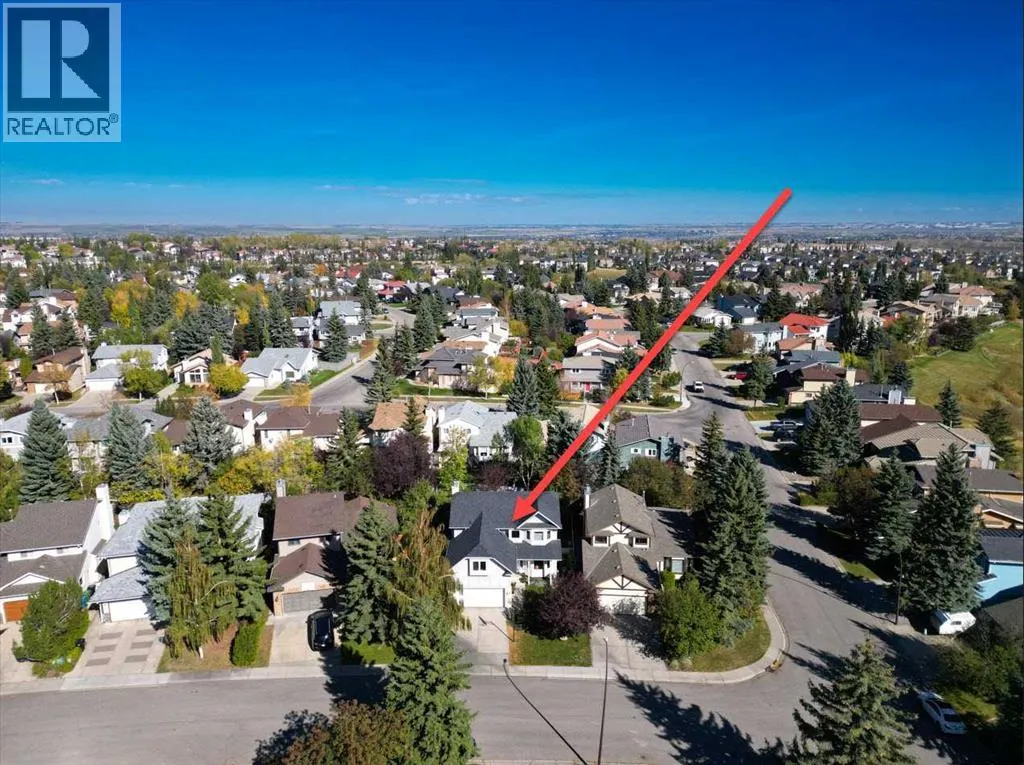 8 Edgeridge Way NW