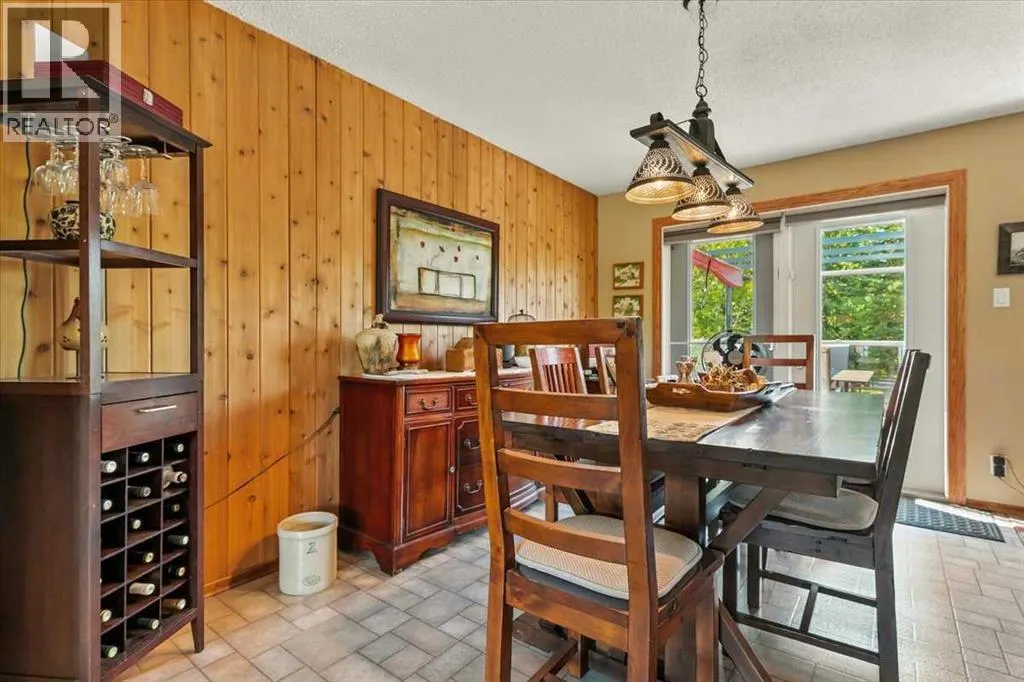 29, 744033 Range Road 54