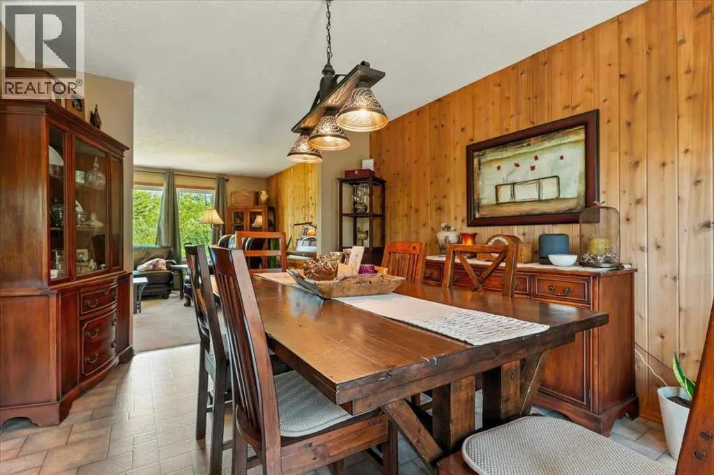 29, 744033 Range Road 54