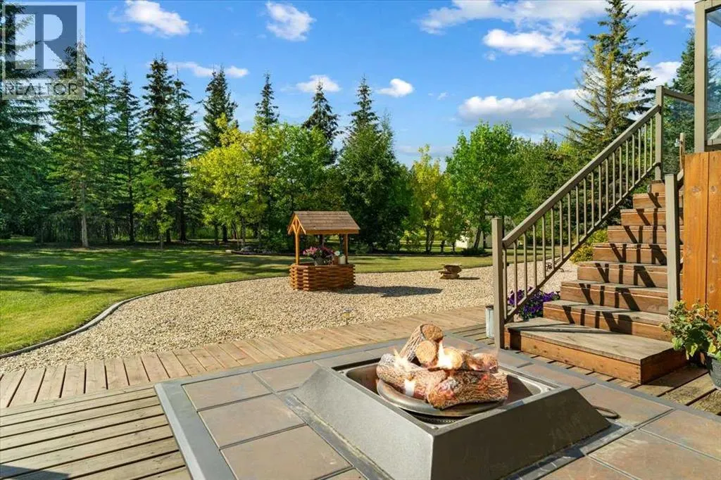 29, 744033 Range Road 54