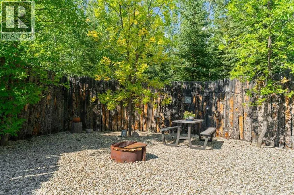 29, 744033 Range Road 54