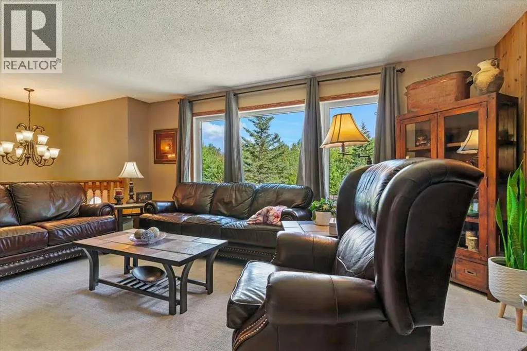 29, 744033 Range Road 54