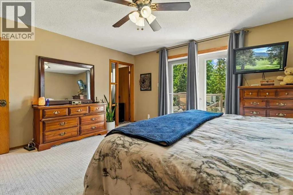 29, 744033 Range Road 54
