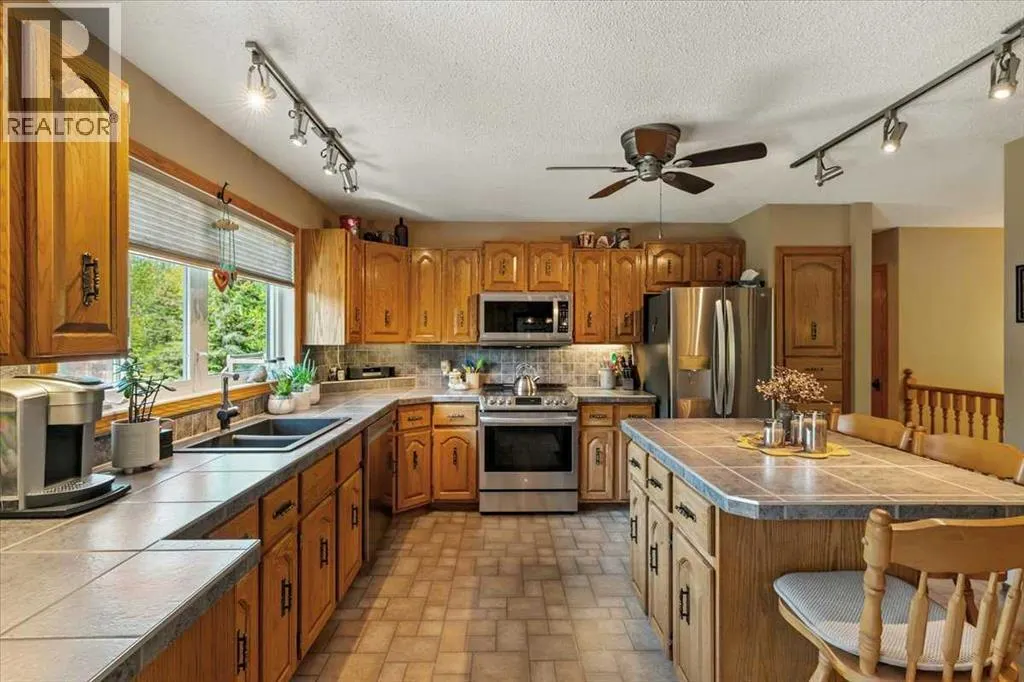 29, 744033 Range Road 54