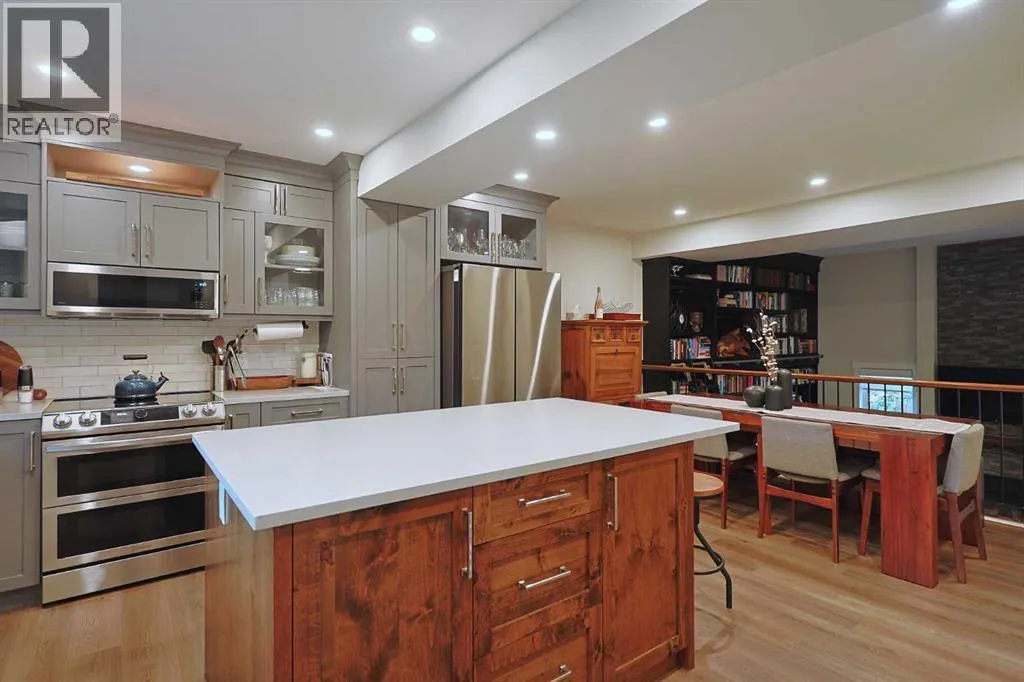 42, 27 Silver Springs Drive NW