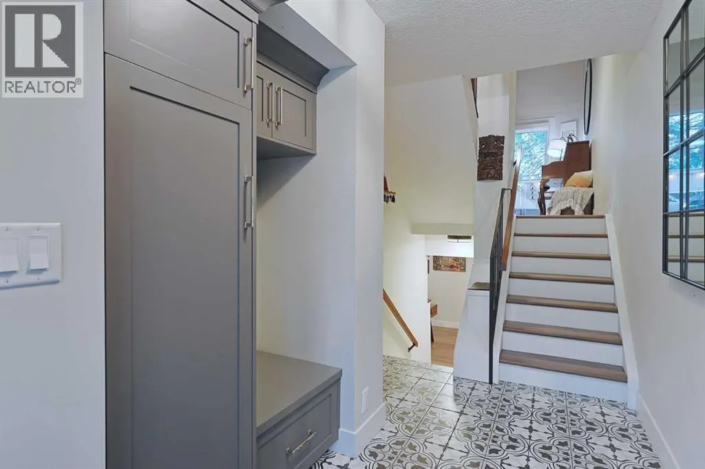 42, 27 Silver Springs Drive NW