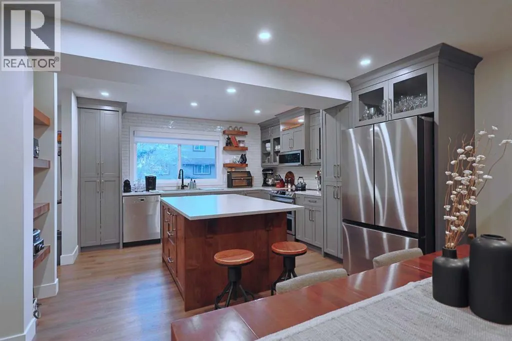 42, 27 Silver Springs Drive NW