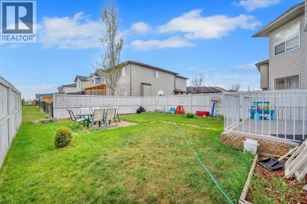 143 Taralake Way NE