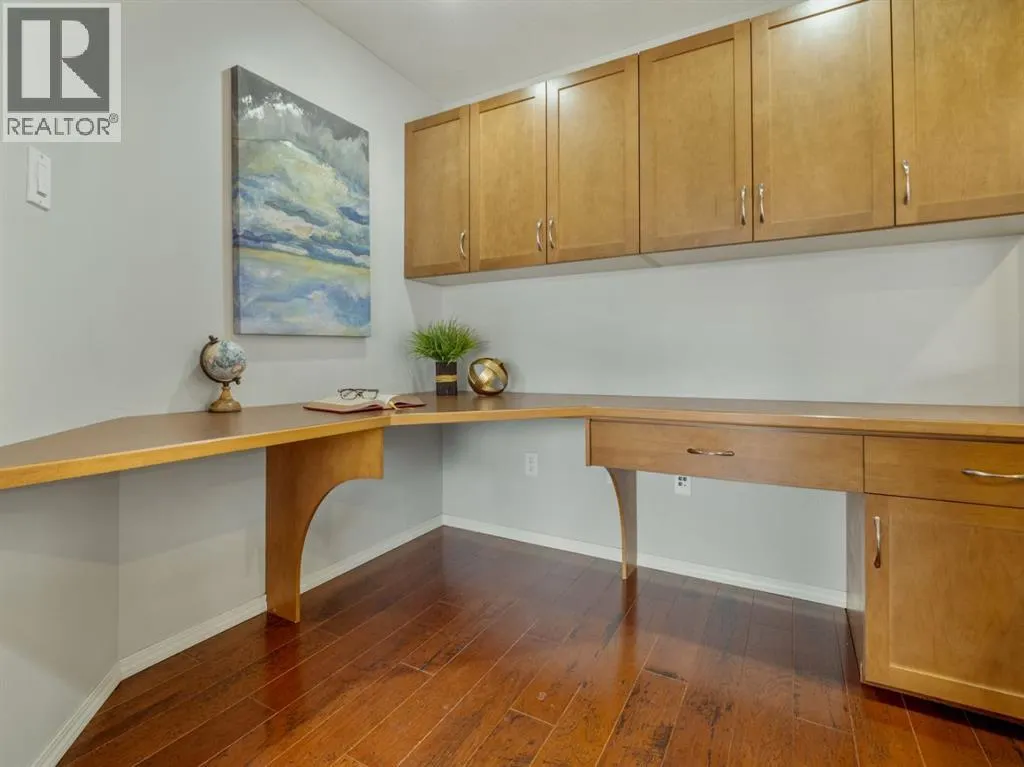 347 Squamish Court W