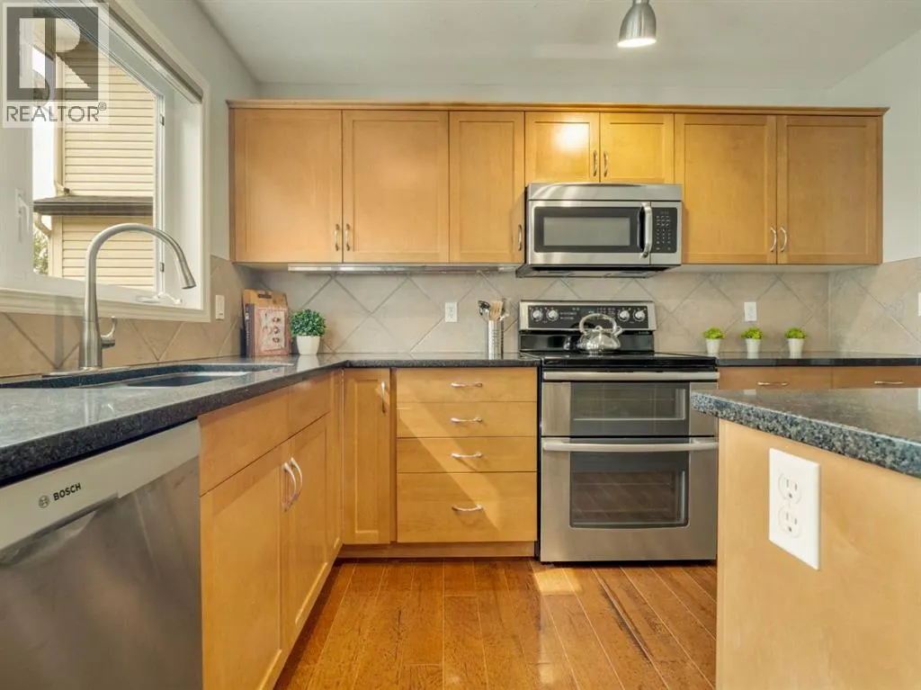 347 Squamish Court W