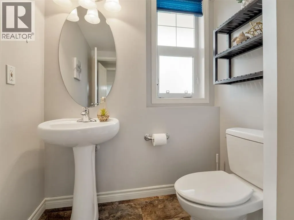 347 Squamish Court W