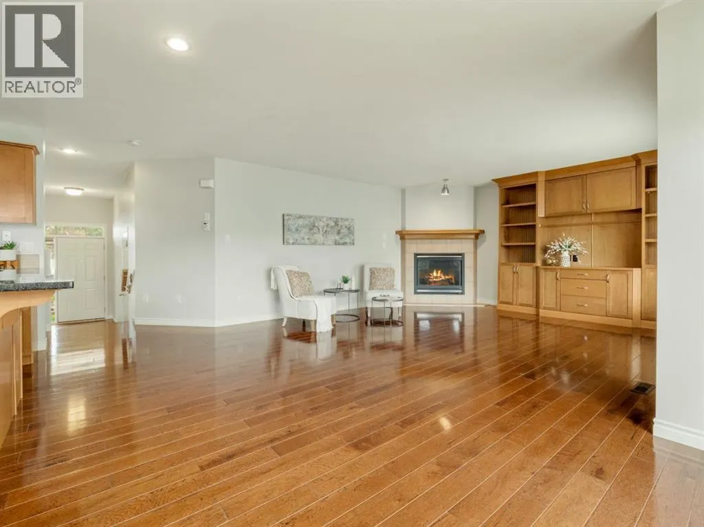 347 Squamish Court W