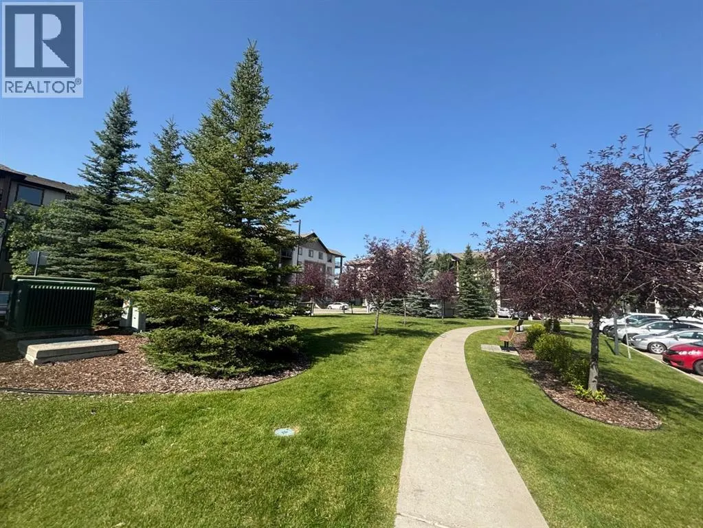 1215, 8 Bridlecrest Drive SW