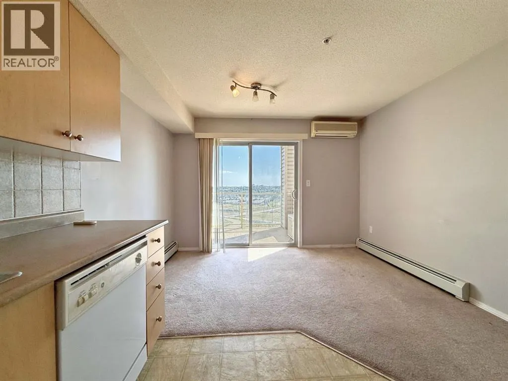 208, 1616 Saamis Drive NW