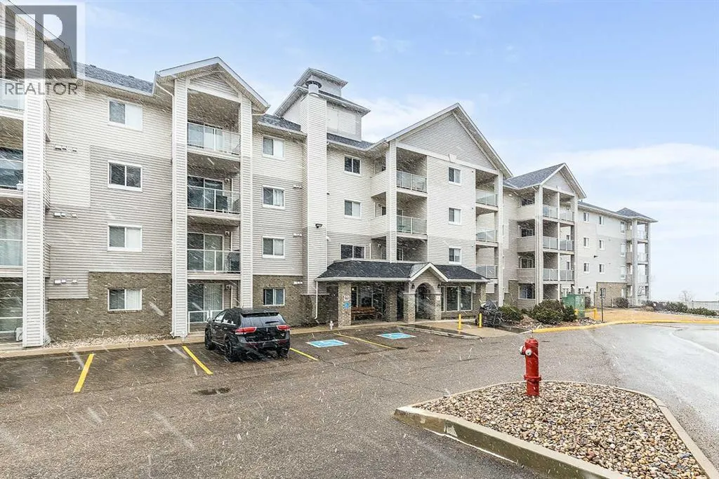 208, 1616 Saamis Drive NW