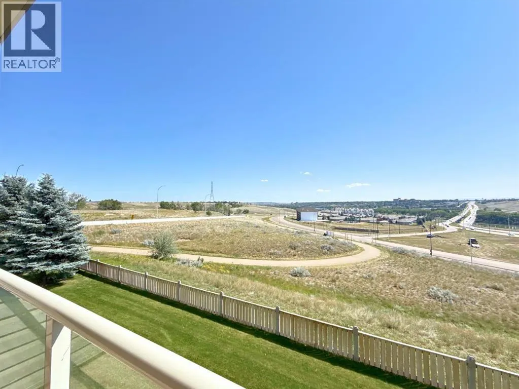 208, 1616 Saamis Drive NW