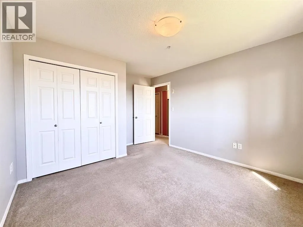 208, 1616 Saamis Drive NW