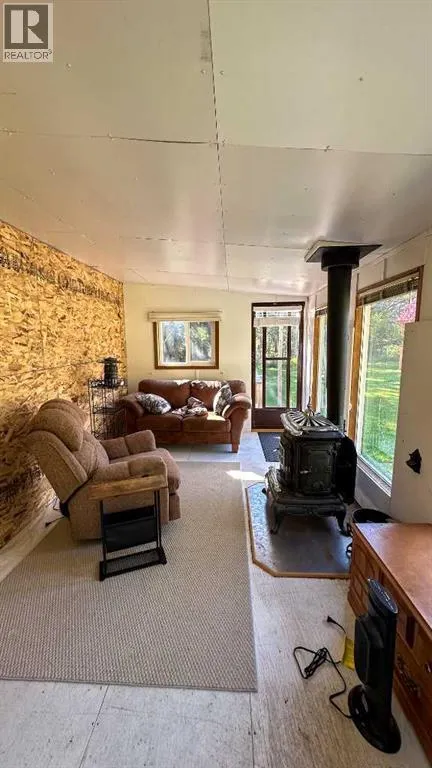 33227 Range Road 52 (River Road)