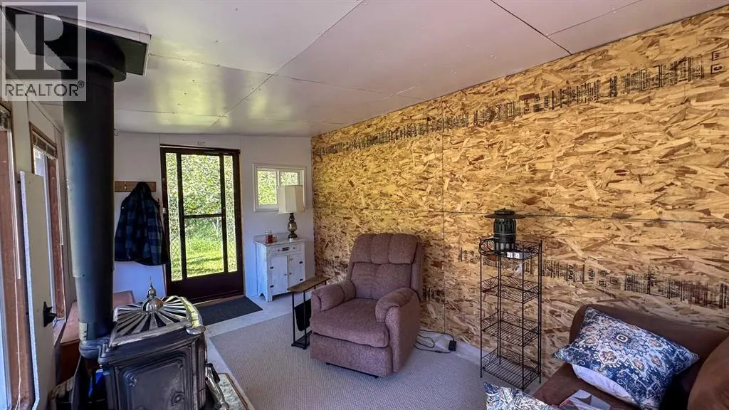 33227 Range Road 52 (River Road)