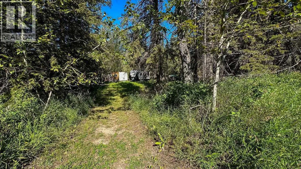 33227 Range Road 52 (River Road)