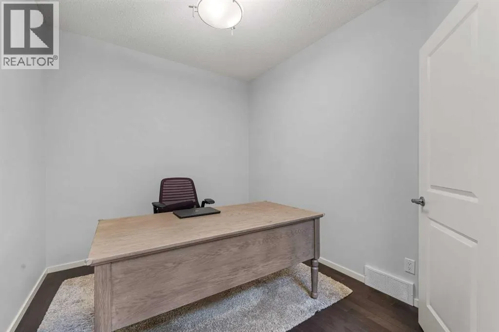 220 Walgrove Heath SE
