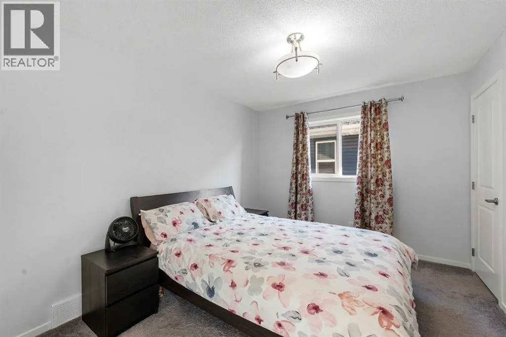 220 Walgrove Heath SE