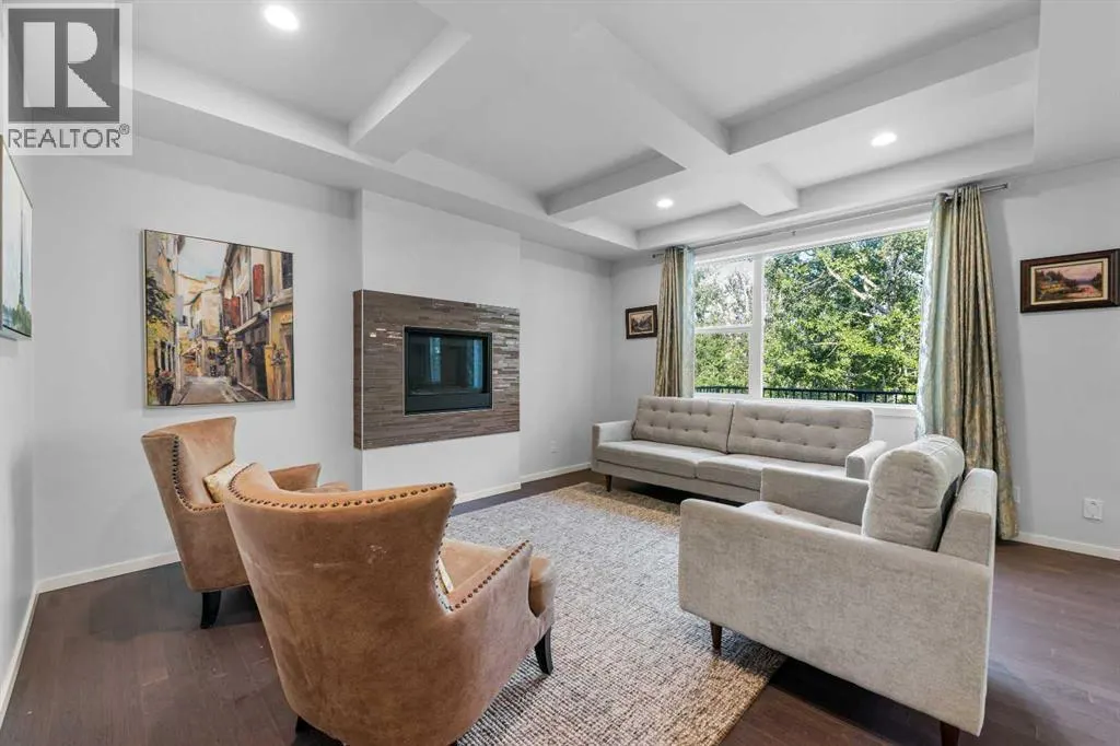 220 Walgrove Heath SE