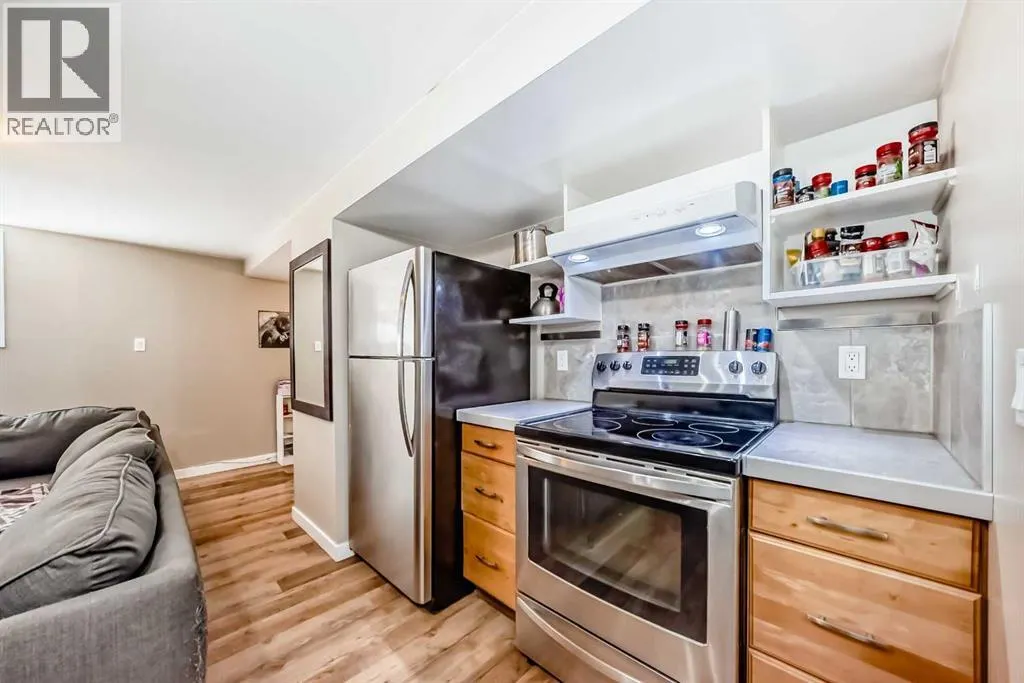 1611 Radisson Drive SE