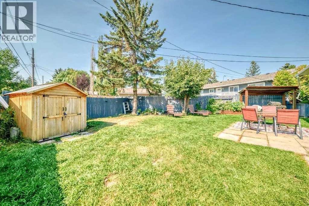 1611 Radisson Drive SE