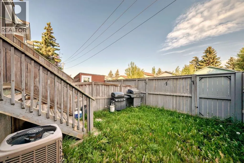 70 Erin Woods Court SE